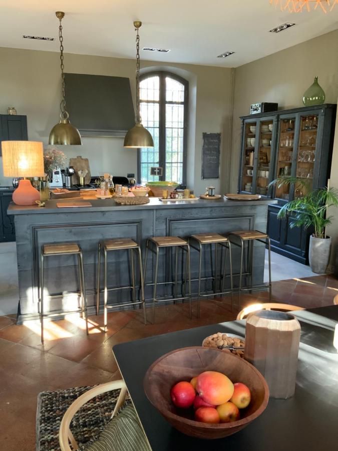 랑벡 La Bastide Des Grands Chenes B&B 외부 사진