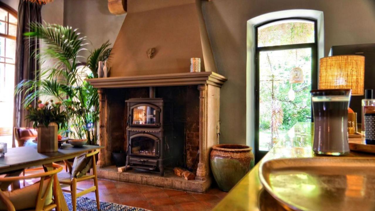랑벡 La Bastide Des Grands Chenes B&B 외부 사진